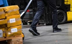 Keen Men's Sparta 2 ESD (Aluminum Toe) | Steel Grey/Black -Shoes Haven Shop 1025637 PDP TopImage