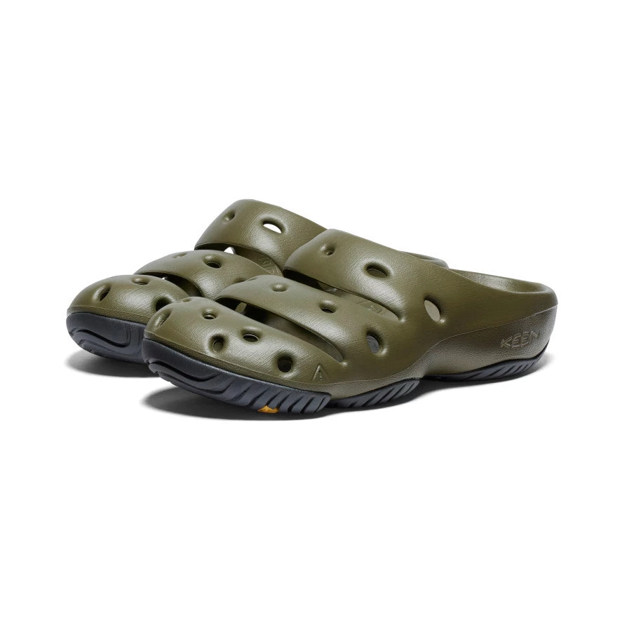 Keen Men's Yogui Clog | Dark Olive/Dark Olive 4 Keen Men's Yogui Clog | Dark Olive/Dark Olive - Image 2
