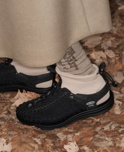 Keen Men's UNEEK High Top X HYKE | Hyke Black -Shoes Haven Shop Lifestyle3Mens 1027973