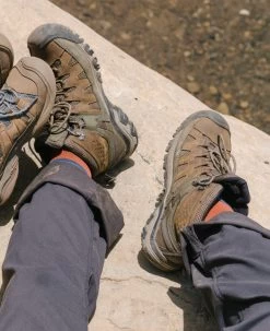 Keen Men's Targhee Vent Mid | Olivia/Bungee Cord 14 Keen Men's Targhee Vent Mid | Olivia/Bungee Cord -Shoes Haven Shop MTargheeVentMidLifestylePDPLeft