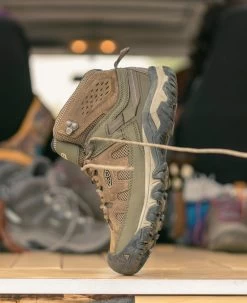 Keen Men's Targhee Vent Mid | Olivia/Bungee Cord 15 Keen Men's Targhee Vent Mid | Olivia/Bungee Cord -Shoes Haven Shop MTargheeVentMidLifestylePDPRight