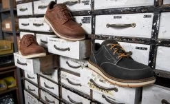 Keen Men's San Jose Oxford (Aluminum Toe) | Black/Off White -Shoes Haven Shop SDD 496 PDP SanJose 1026708 Top Image