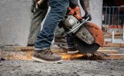 Keen Men's Cincinnati 6" Waterproof Boot (Carbon-Fiber Toe) | Dark Chocolate/Sandshell -Shoes Haven Shop SDD 505 PDP Cincinnati 1026885 Top Image