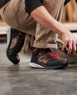 Keen Men's Red Hook Waterproof Boot (Soft Toe) | Tobacco/Black -Shoes Haven Shop SDD 604 RedHook 1025618 Left Image