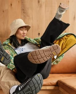 Keen Women's UNEEK Sneaker | Original Tie Dye/Birch -Shoes Haven Shop WUNEEKOGLifestylePDPRight 4c4498e5 9c25 405e a28a 193238606da9