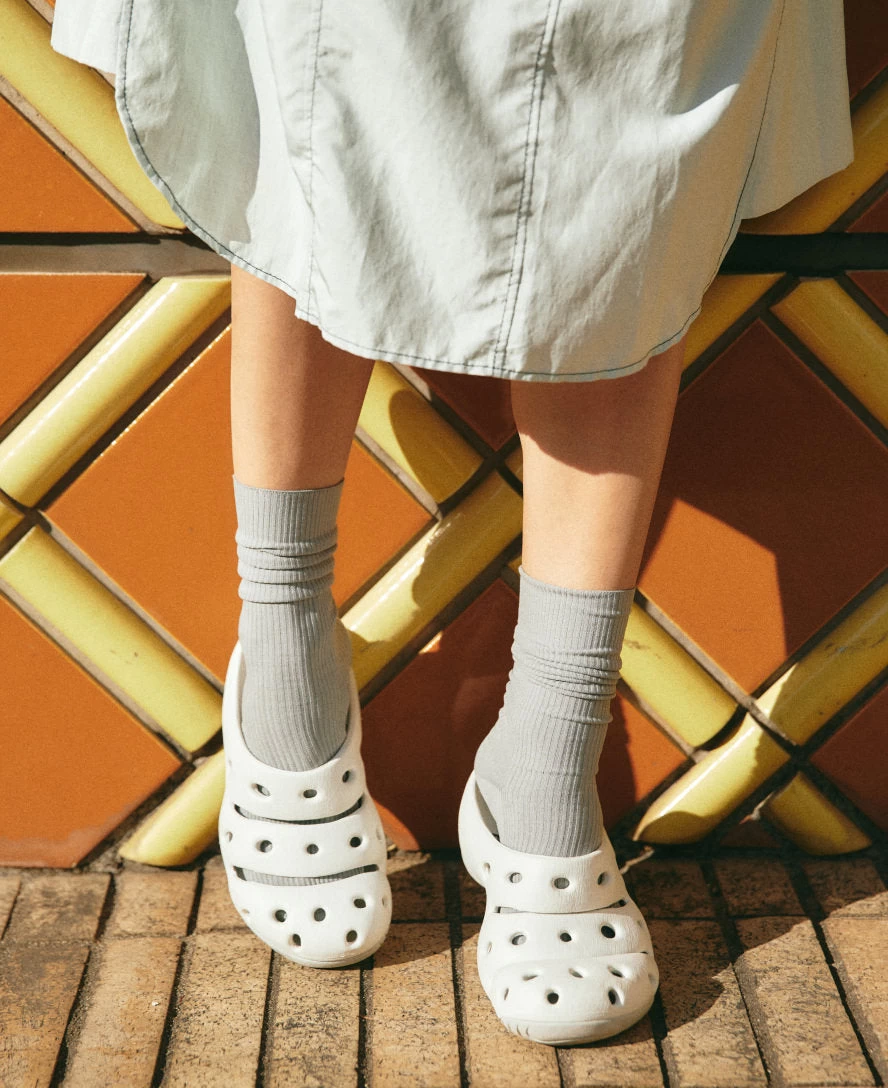 Keen Women's Yogui Clog | Magnet/Black 9 Keen Women's Yogui Clog | Magnet/Black - Image 7