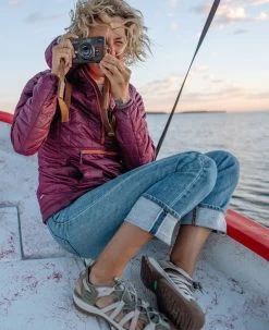 Keen Women's Whisper | Taupe/Coral -Shoes Haven Shop WhisperLifestylePDPSingleRight 1359148f a8d9 4447 bc67 22649957f69d